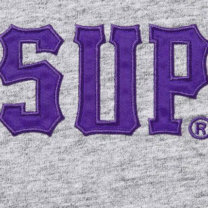 {Supreme} シュプリーム Tシャツ T-Shirt 送料関税込み