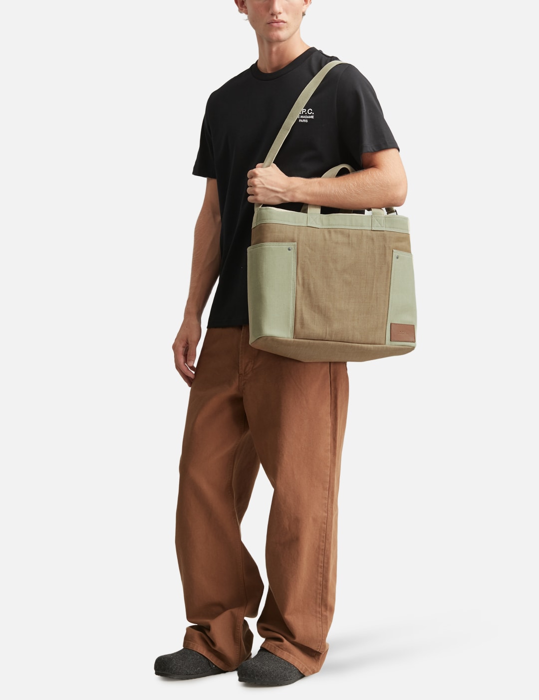 Apc アーペーセー 【本物保証】 トートバッグ ストリート系 ユニセックス Jardin Tote Bag
