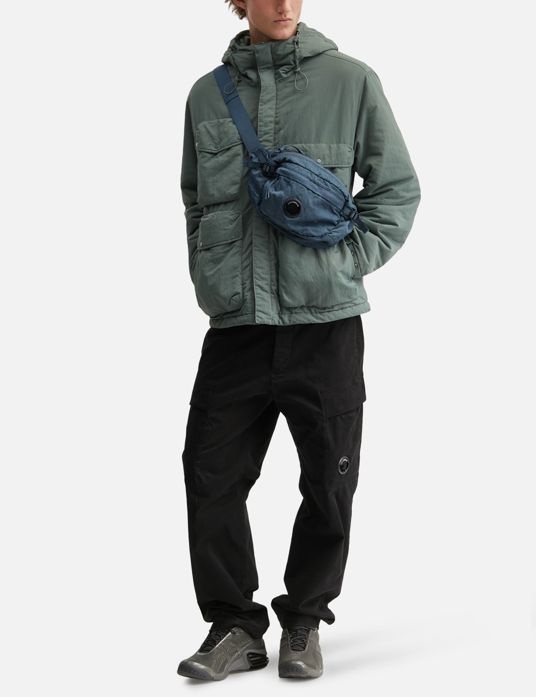 C P Company シーピーカンパニー 【本物保証】 ウエストポーチ ストリート系 メンズ Nylon B Lens Waist Bag