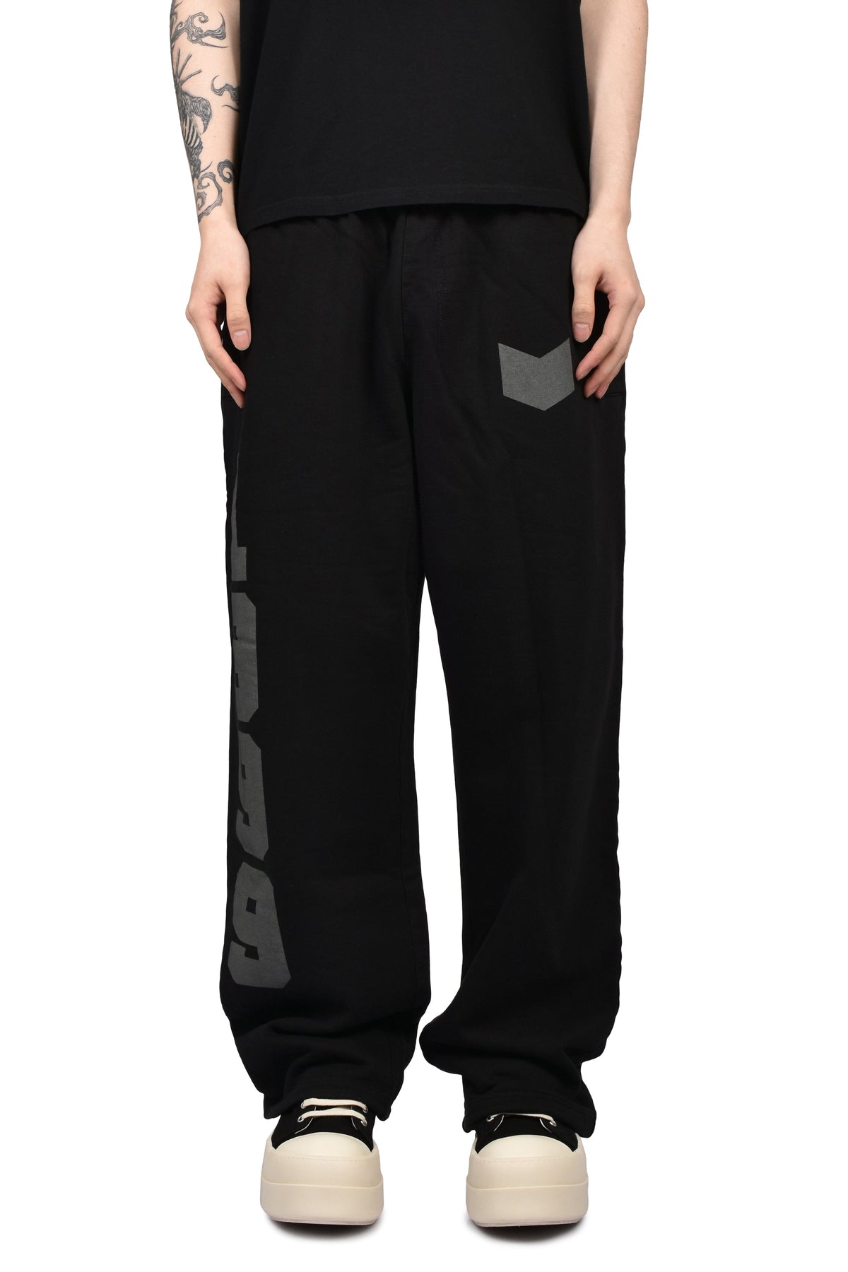 DIARY 1999 ダイアリー 1999【本物保証】 スウェットパンツ、ストリートスタイル、メンズ 1999 GRAPHIC SWEATPANT / BLK