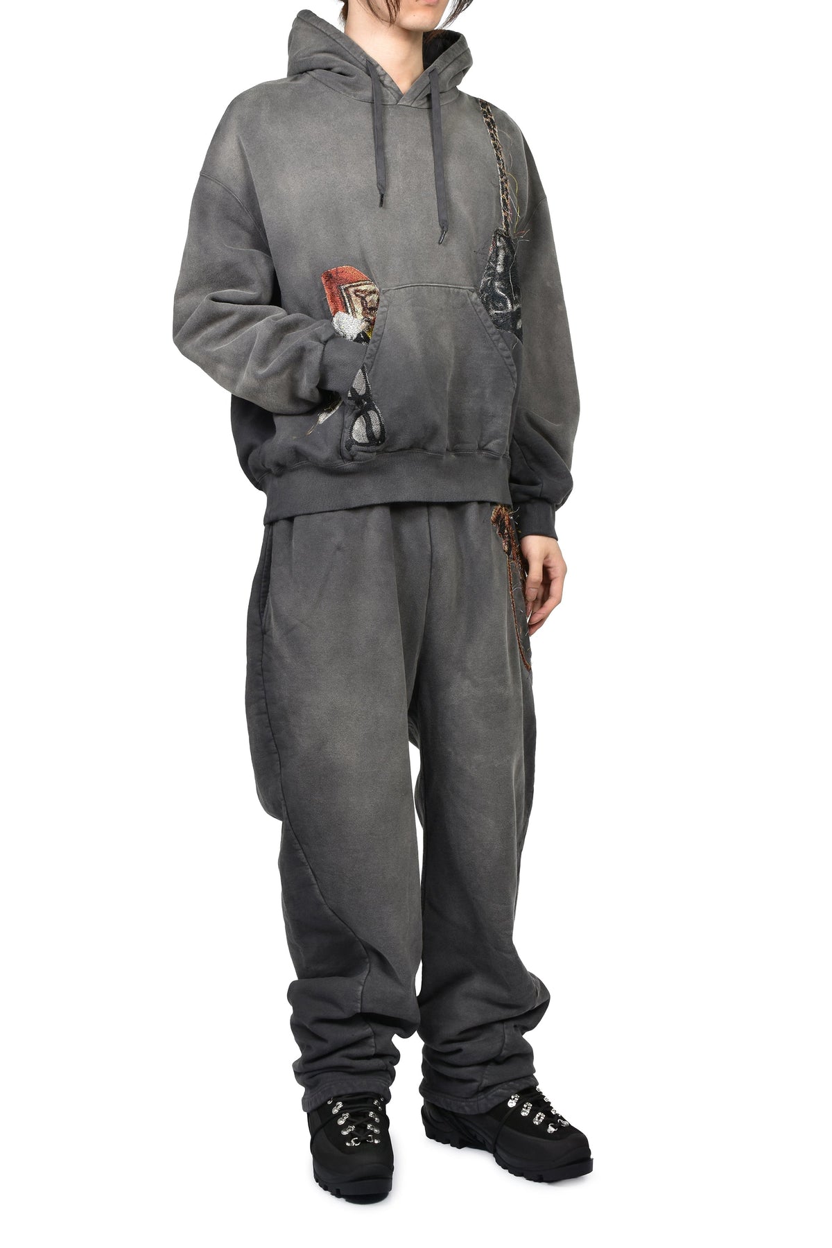 doublet ダブレット 【本物保証】 パーカー ストリート系 メンズ TROMPE L’OEIL EMBROIDERY HOODIE / BLK