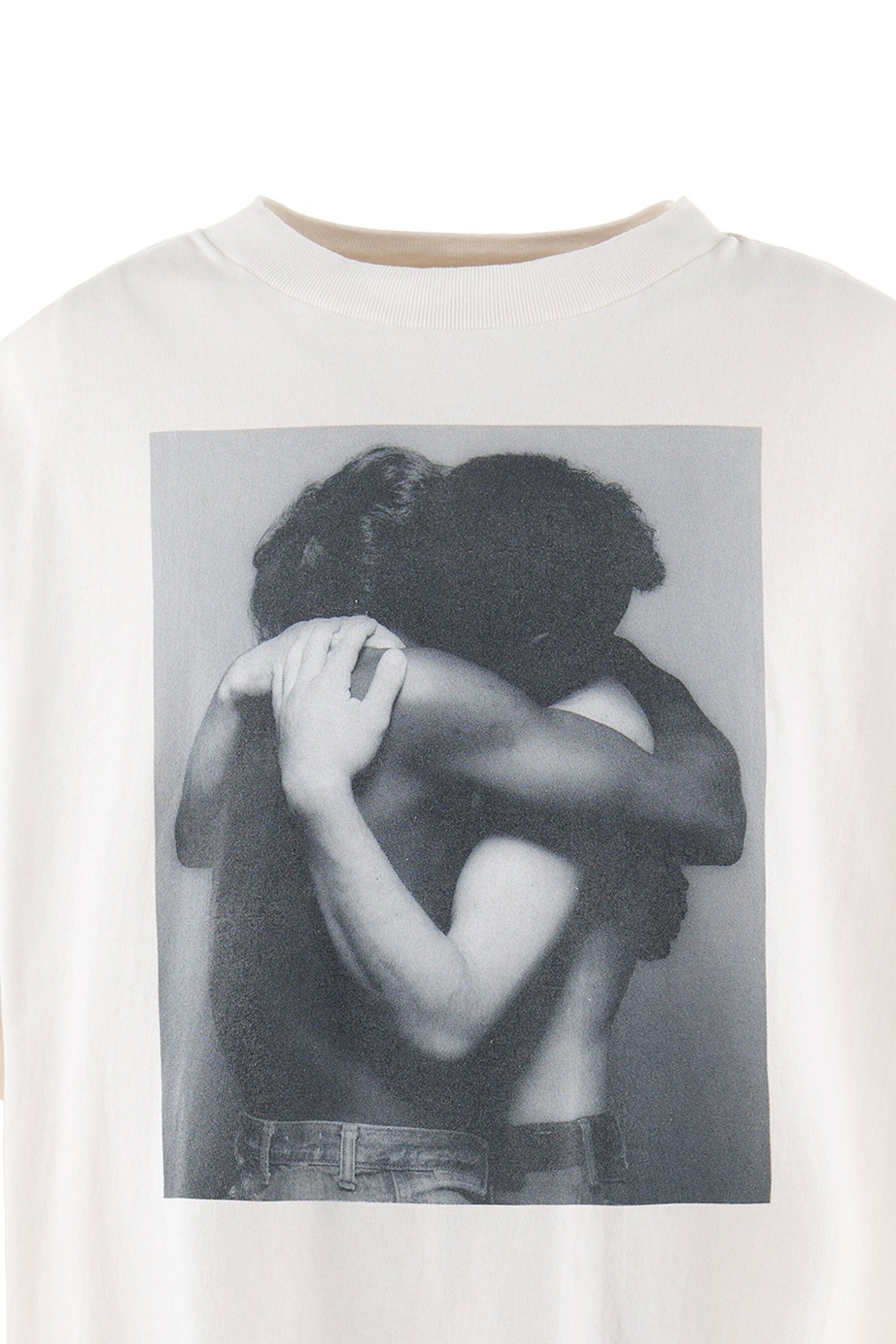 Saint Michael セントマイケル  【本物保証】Tシャツ、ストリートスタイル、メンズ MT_SS TEE/EMBRACE
