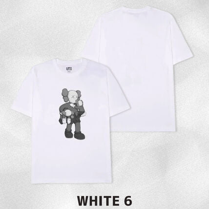 KAWS カウズ 【本物保証】Tシャツ  Uniqlo x KAWS T-Shirt