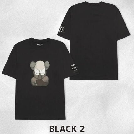 KAWS カウズ 【本物保証】Tシャツ  Uniqlo x KAWS T-Shirt