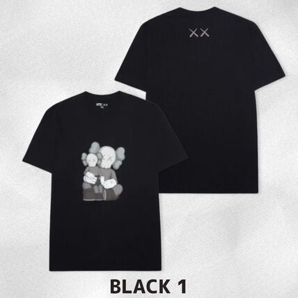 KAWS カウズ 【本物保証】Tシャツ  Uniqlo x KAWS T-Shirt