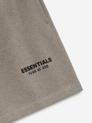 Essentials エッセンシャルズ【本物保証】セットアップ パーカー フーディー 長袖 メンズ レディース Fear Of God フィアオブゴッド Hoodie & Sweatshort シュプリーム ステューシー に続き ストリートウェアの大定番となったブランド 大きいサイズ