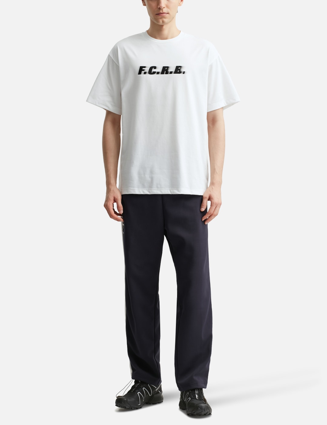 F C Real Bristol エフシーレアルブリストル 【本物保証】 Tシャツ ストリート系 メンズ Blurred Logo T-Shirt