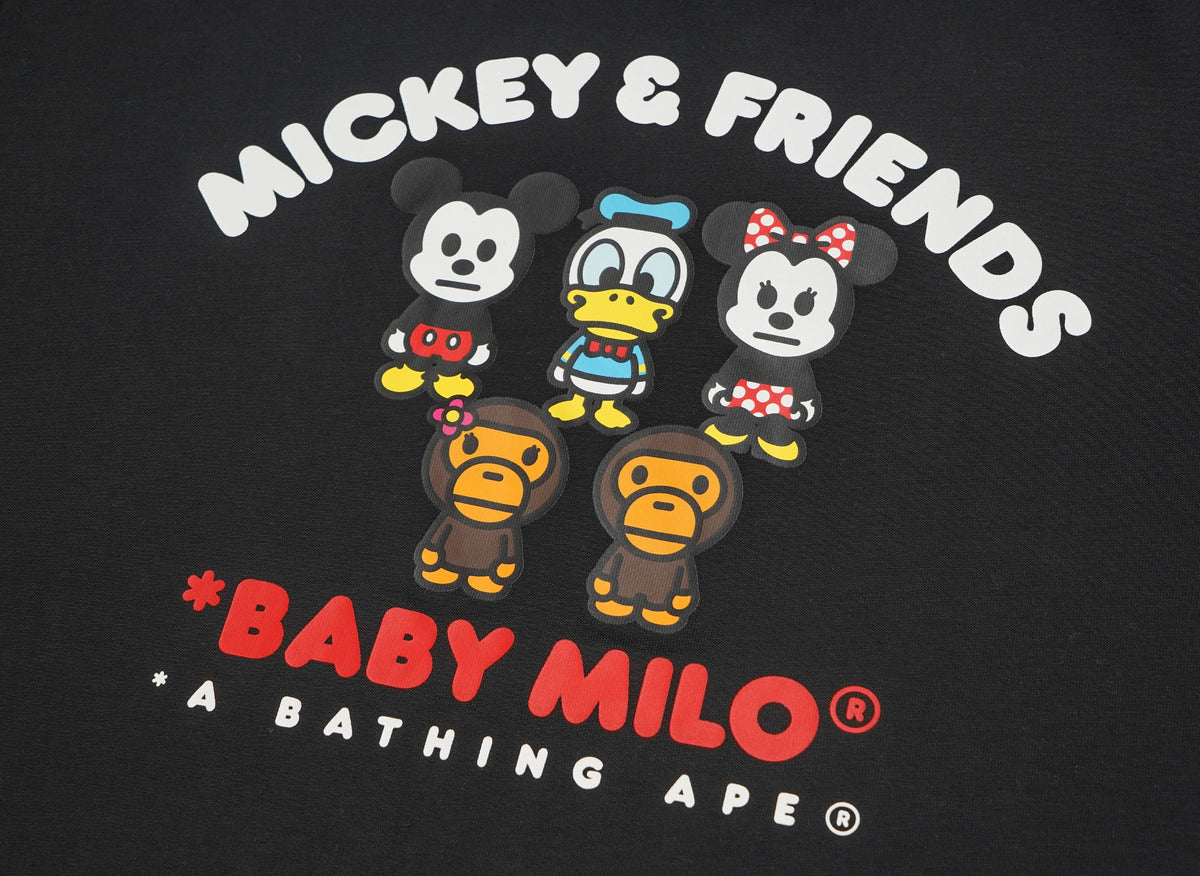A BATHING APE アベイシングエイプ 【本物保証】 Tシャツ ストリート系 ユニセックス アベイシングエイプ x ディズニー ミッキー＆フレンズ ベビーマイロ リラックスフィット Tシャツ "ブラック"