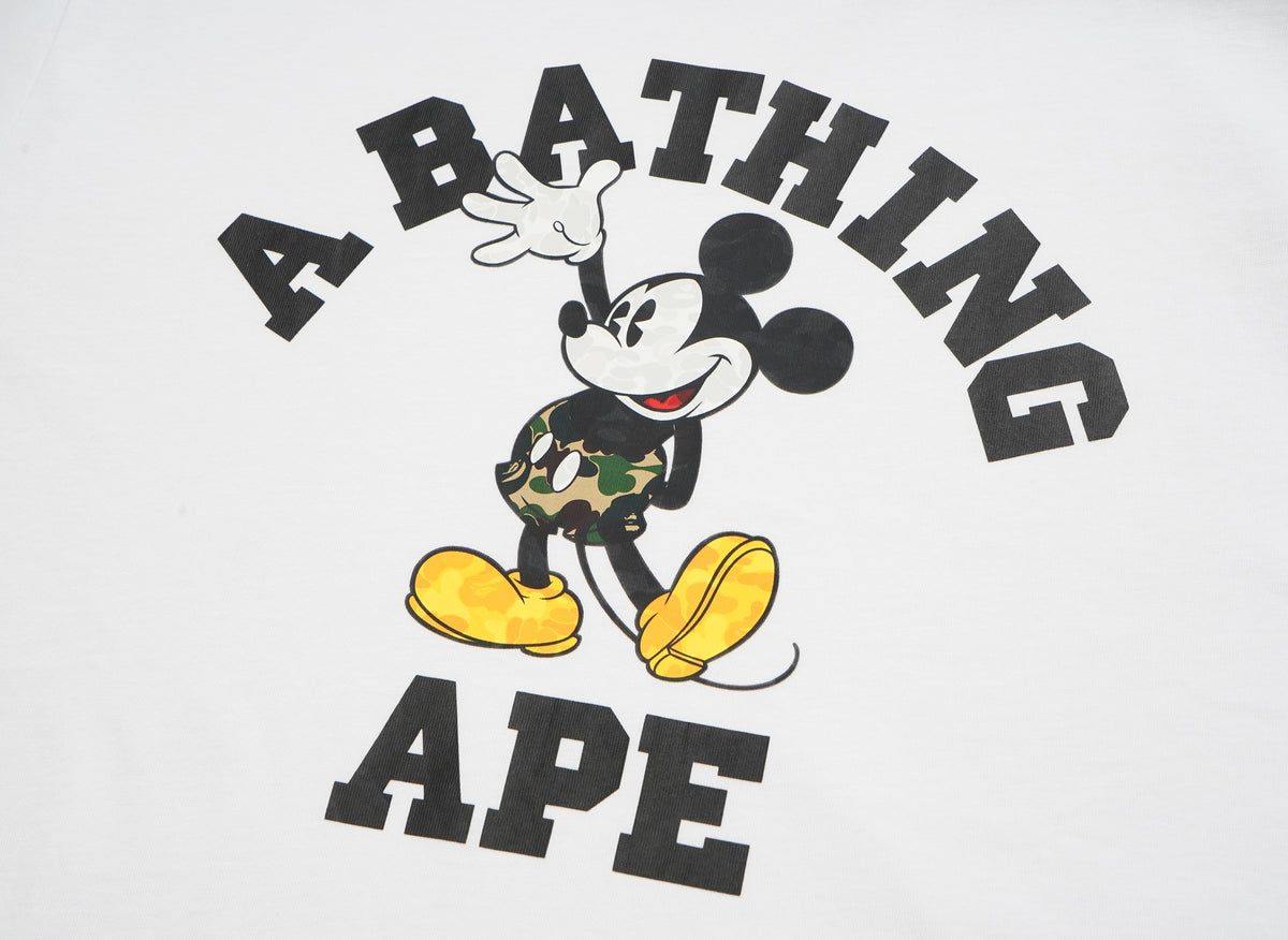 A BATHING APE アベイシングエイプ 【本物保証】 Tシャツ ストリート系 ユニセックス アベイシングエイプ x ディズニー ミッキーマウス カレッジ リラックスフィット Tシャツ "ブラック"