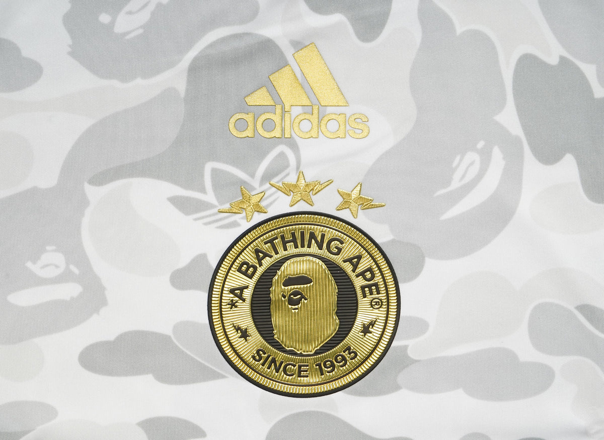 A BATHING APE アベイシングエイプ 【本物保証】 uniforms ストリート系 ユニセックス アベイシングエイプ x アディダス SS26ワールドカップコレクション アウェイジャージー "ホワイト"