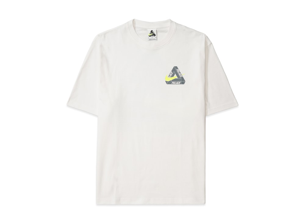 PALACE パレス 【本物保証】 Tシャツ ストリート系 ユニセックス パレス x ナイキ トライ スウッシュ Tシャツ "チャコール"