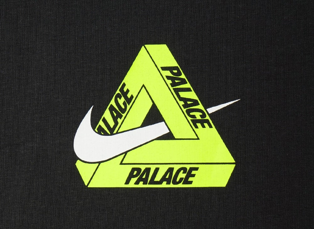 PALACE パレス 【本物保証】 Tシャツ ストリート系 ユニセックス パレス x ナイキ トライ スウッシュ Tシャツ "チャコール"