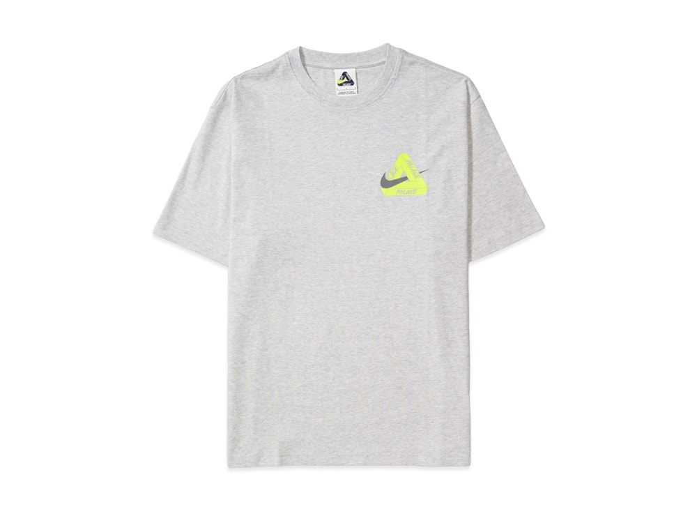 PALACE パレス 【本物保証】 Tシャツ ストリート系 ユニセックス パレス x ナイキ トライ スウッシュ Tシャツ "グレー マール"