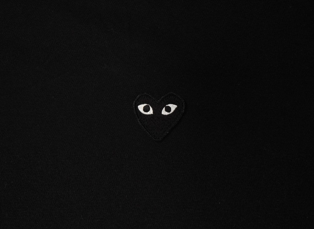 PLAY COMME des GARCONS プレイ コムデギャルソン 【本物保証】 Tシャツ ストリート系 ユニセックス プレイコムデギャルソン Tシャツ AX-T064-051 "ブラック"