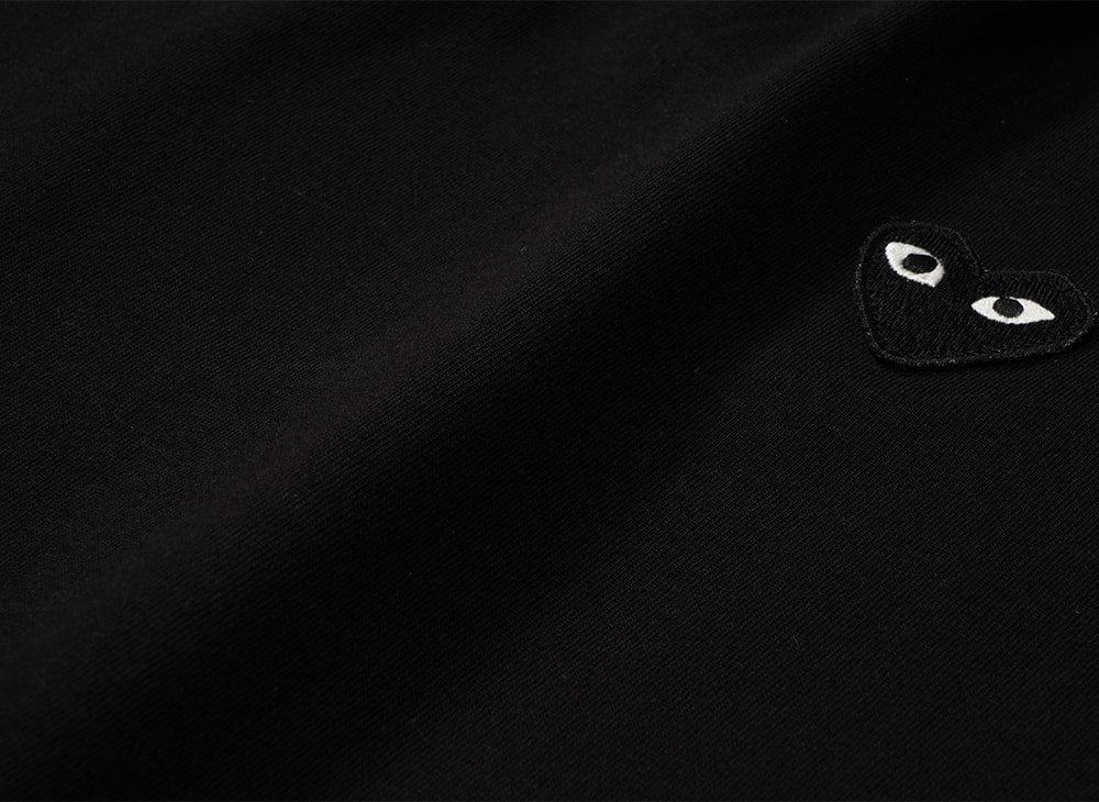 PLAY COMME des GARCONS プレイ コムデギャルソン 【本物保証】 Tシャツ ストリート系 ユニセックス プレイコムデギャルソン Tシャツ AX-T064-051 "ブラック"