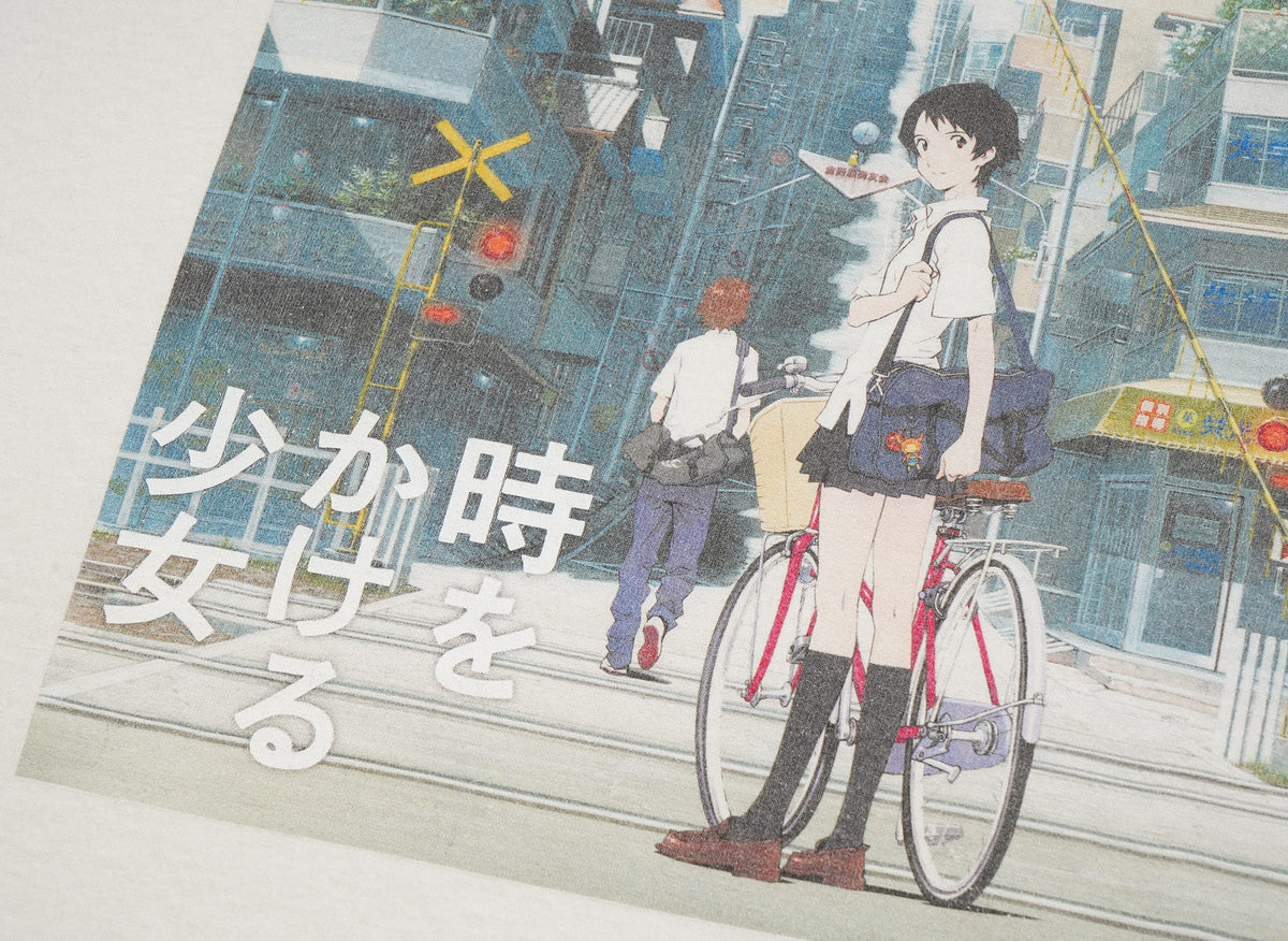 SAINT M×××××× セントマイケル 【本物保証】 Tシャツ ストリート系 ユニセックス セントマイケル x 時をかける少女 x ギークスルール ショートスリーブTシャツ/セント "ホワイト"