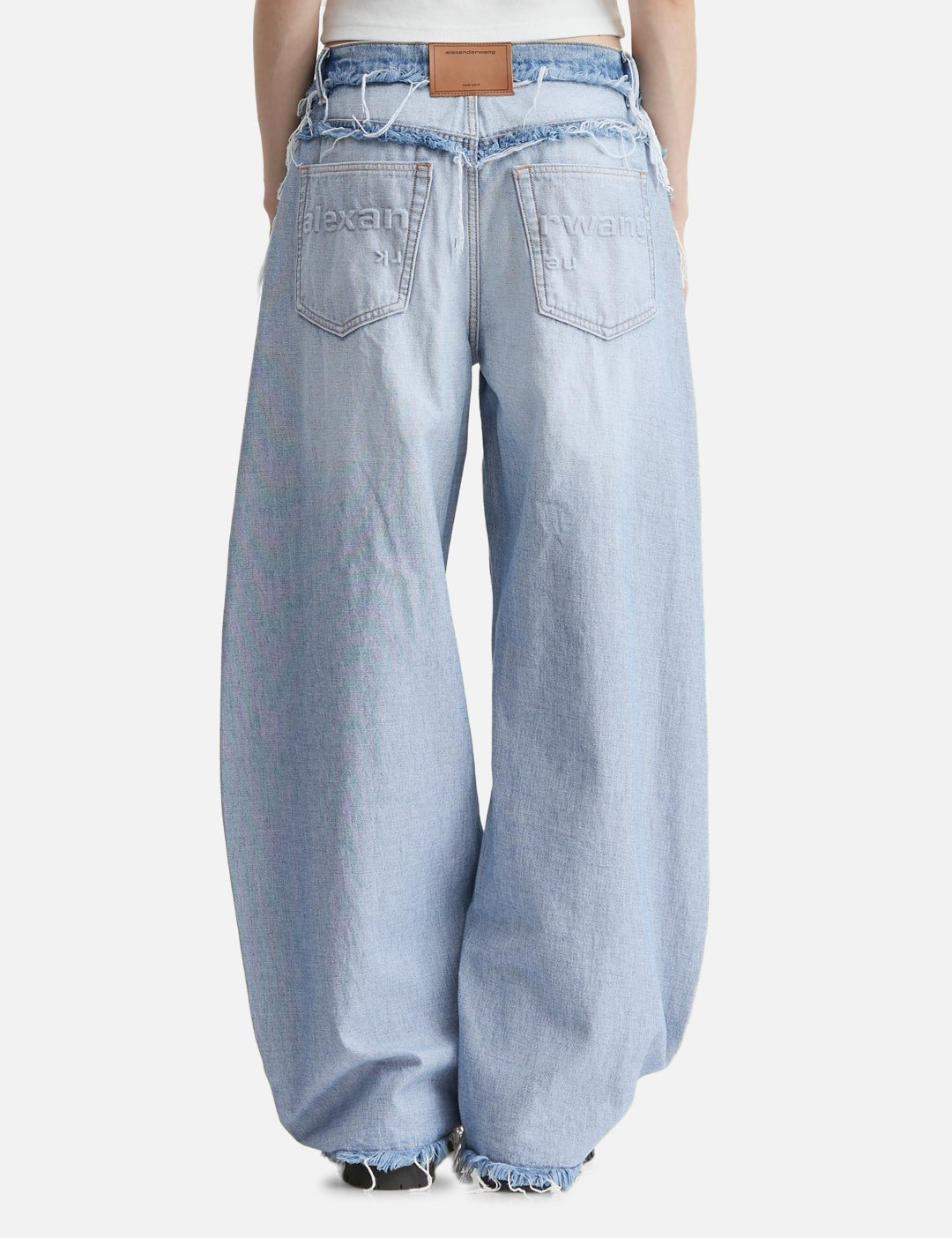 Alexander Wang アレキサンダーワン 【本物保証】 デニムパンツ ストリート系 レディース Mid-Rise Inverted Blow Up Jean With Embossed Logo