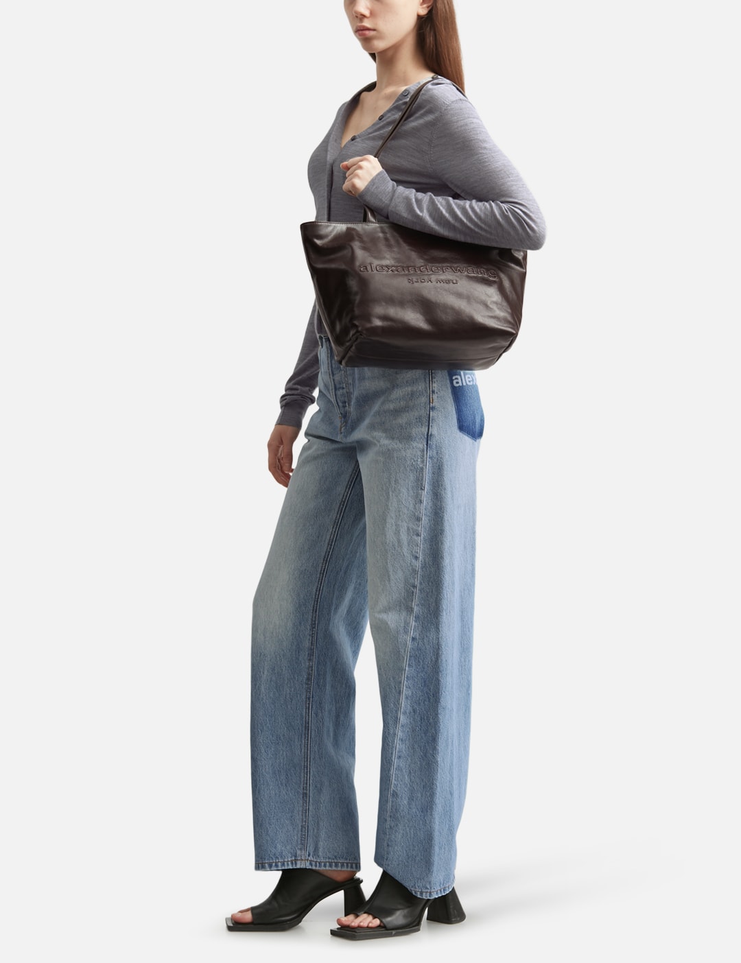 Alexander Wang アレキサンダーワン 【本物保証】 デニムパンツ ストリート系 レディース Float Mid-Rise Relaxed Jean With Logo Shadow Pocket