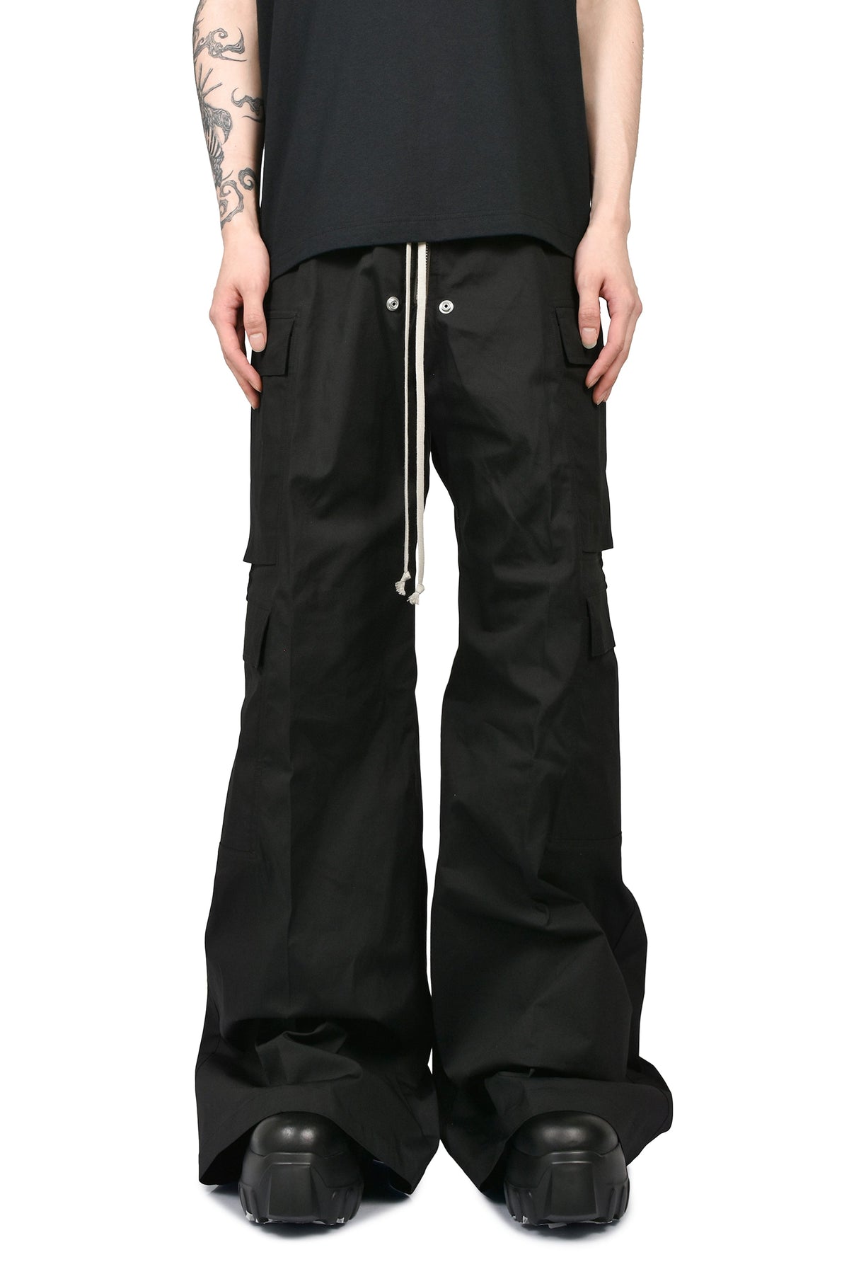 Rick Owens リックオウエンス 【本物保証】 パンツ、ストリートスタイル、メンズ CARGOBELAS / BLK