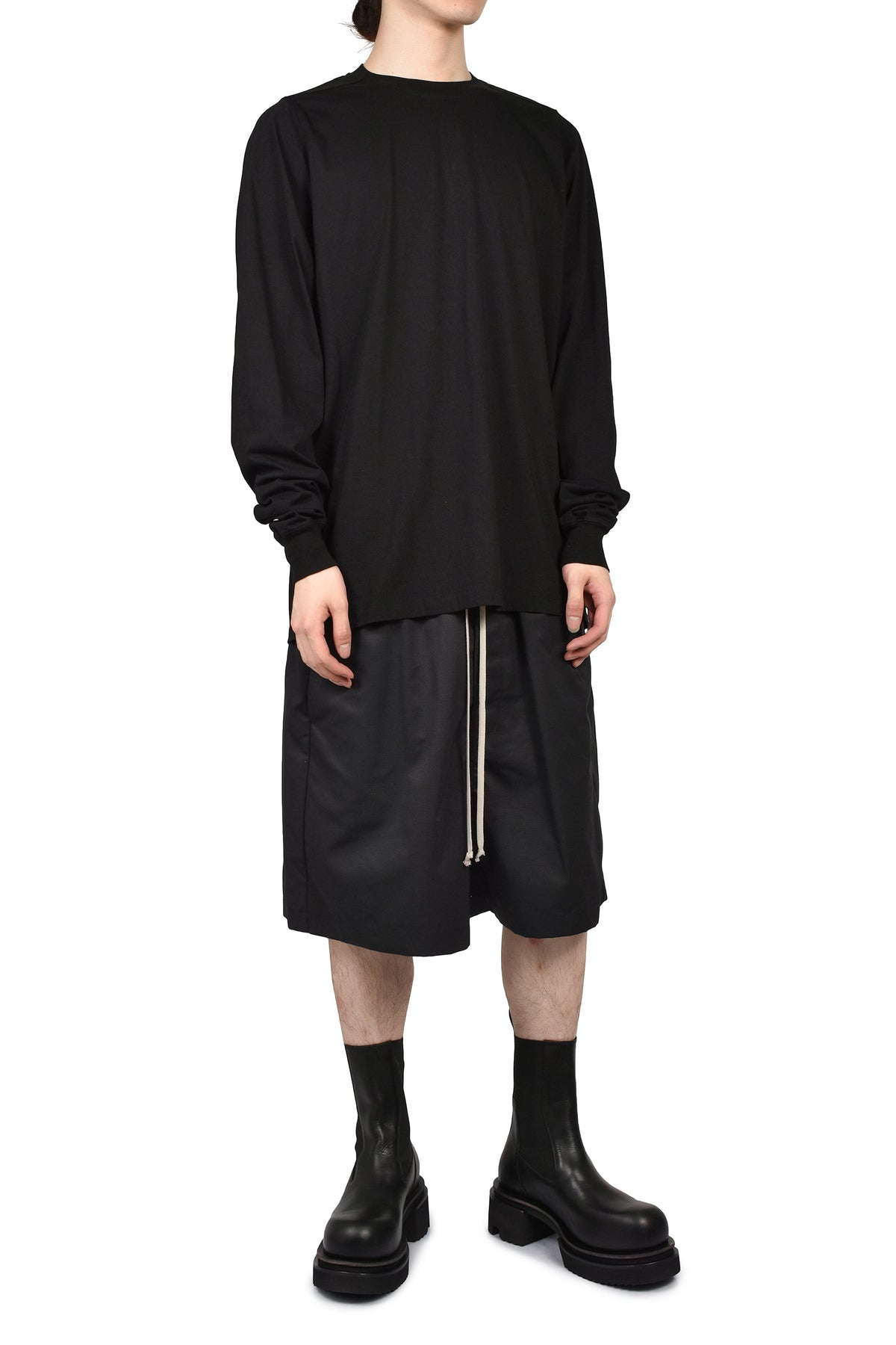 Rick Owens リックオウエンス 【本物保証】Tシャツ、ストリートスタイル、メンズ SHORT CREWNECK LS T / BLK
