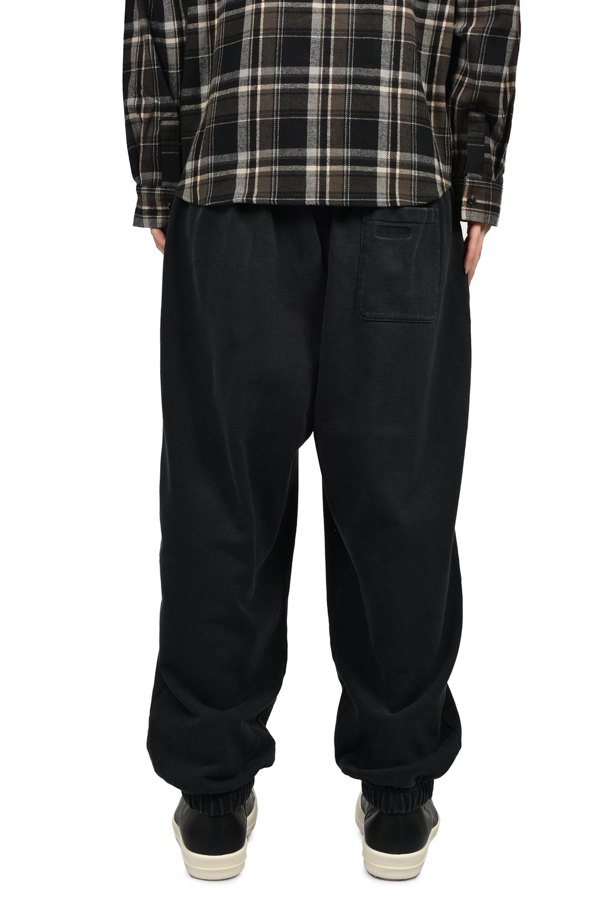 VETEMENTS ヴェトモン 【本物保証】 スウェットパンツ ストリート系 メンズ ATHLETIC LOGO ELASTIC SWEATPANTS / BLK