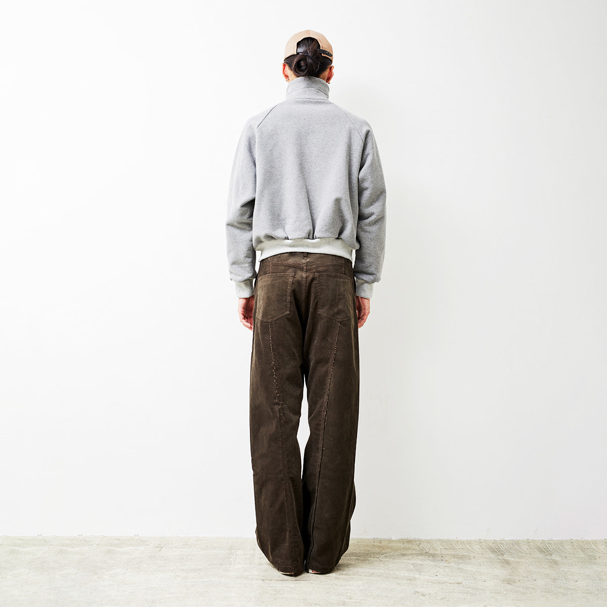 VUJA DE 【本物保証】 デニムパンツ ストリート系 メンズ LIAM MISDIRECTED CORDUROY JEANS